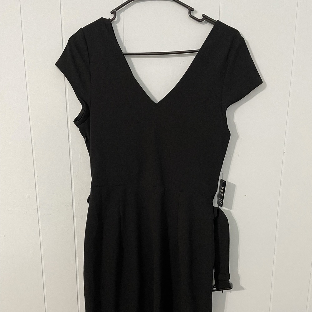 Dress - Picture 2 of 2